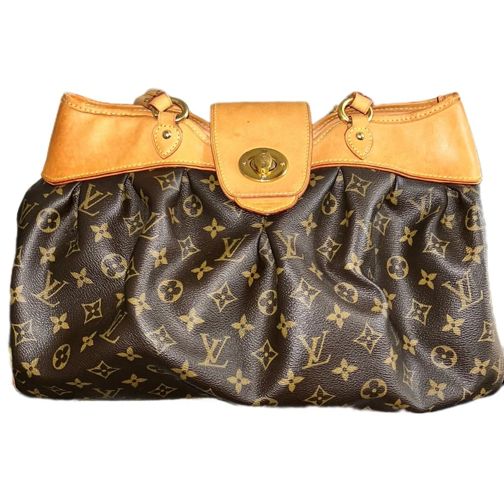 LOUIS VUITTON Boetie Shoulder Bag - Picture 1 of 13